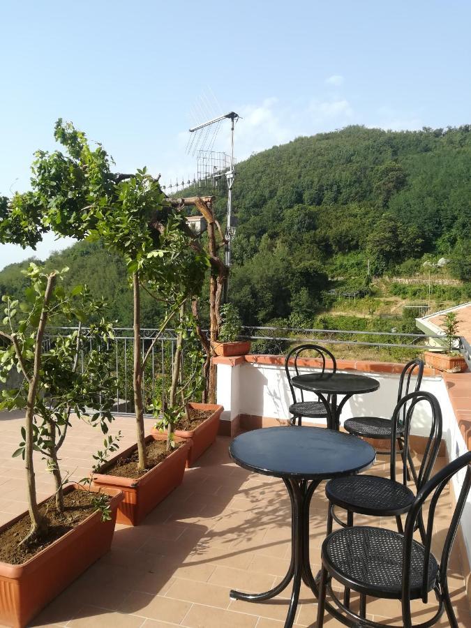 Bed and Breakfast Il Covo Delle Civette Виетри Экстерьер фото